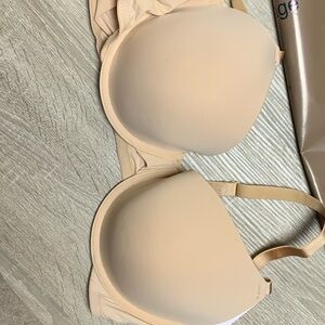 Seamless Tan Bra